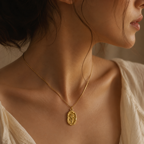 Vintage Rose Necklace